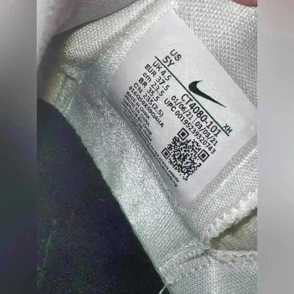 Nike Kyrie 7 GS 'Rings' CT4080-101 Size 5Y - Picture 9 of 9